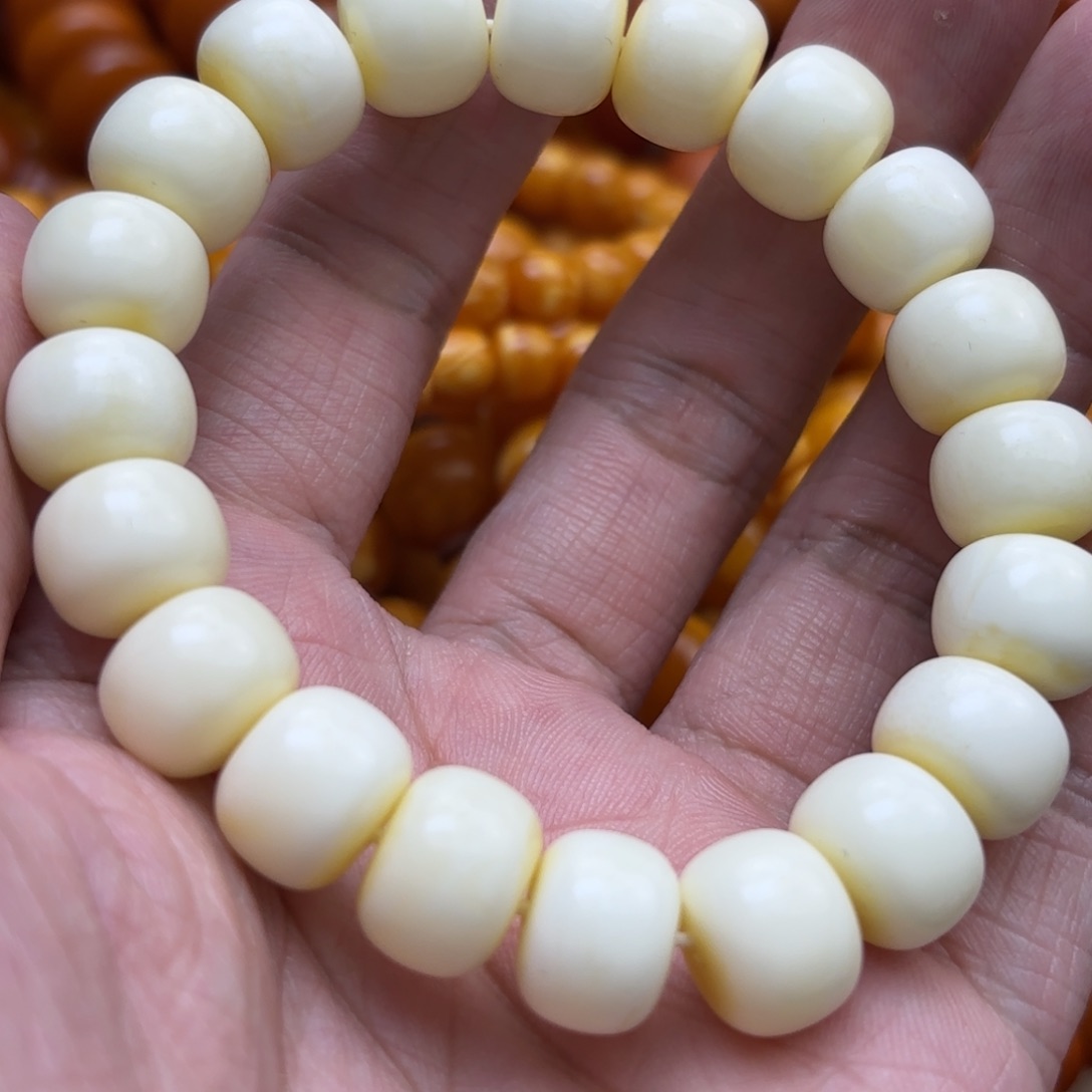 琥珀手链未镶嵌蜜蜡