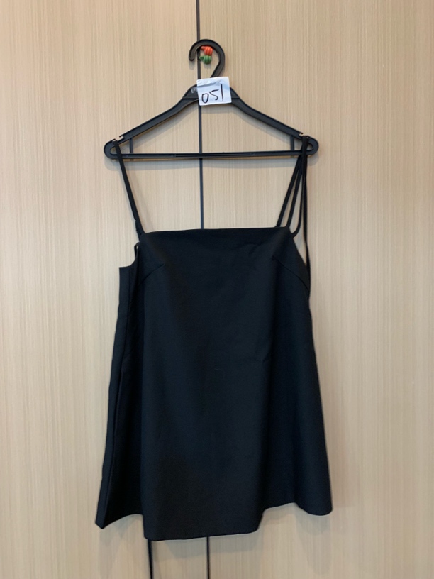 赵可可服饰 时尚吊带上衣051