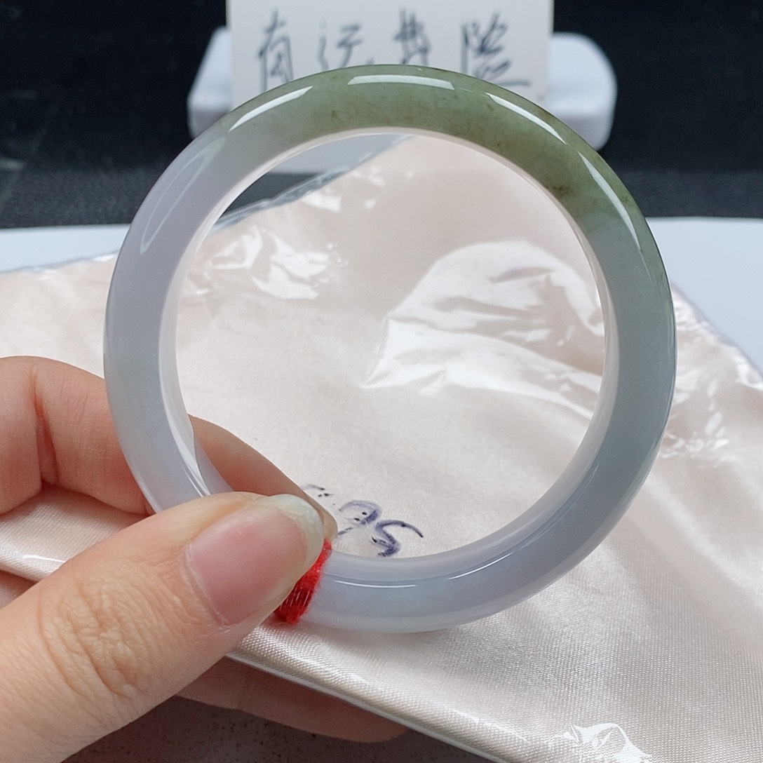 【闪购商品】翡翠手镯未镶嵌251号