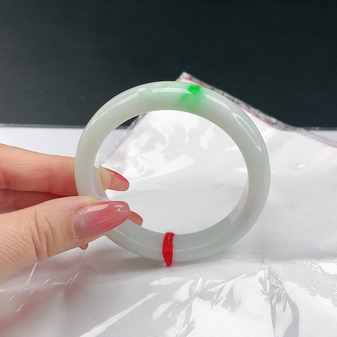 翡翠手镯未镶嵌翡翠345