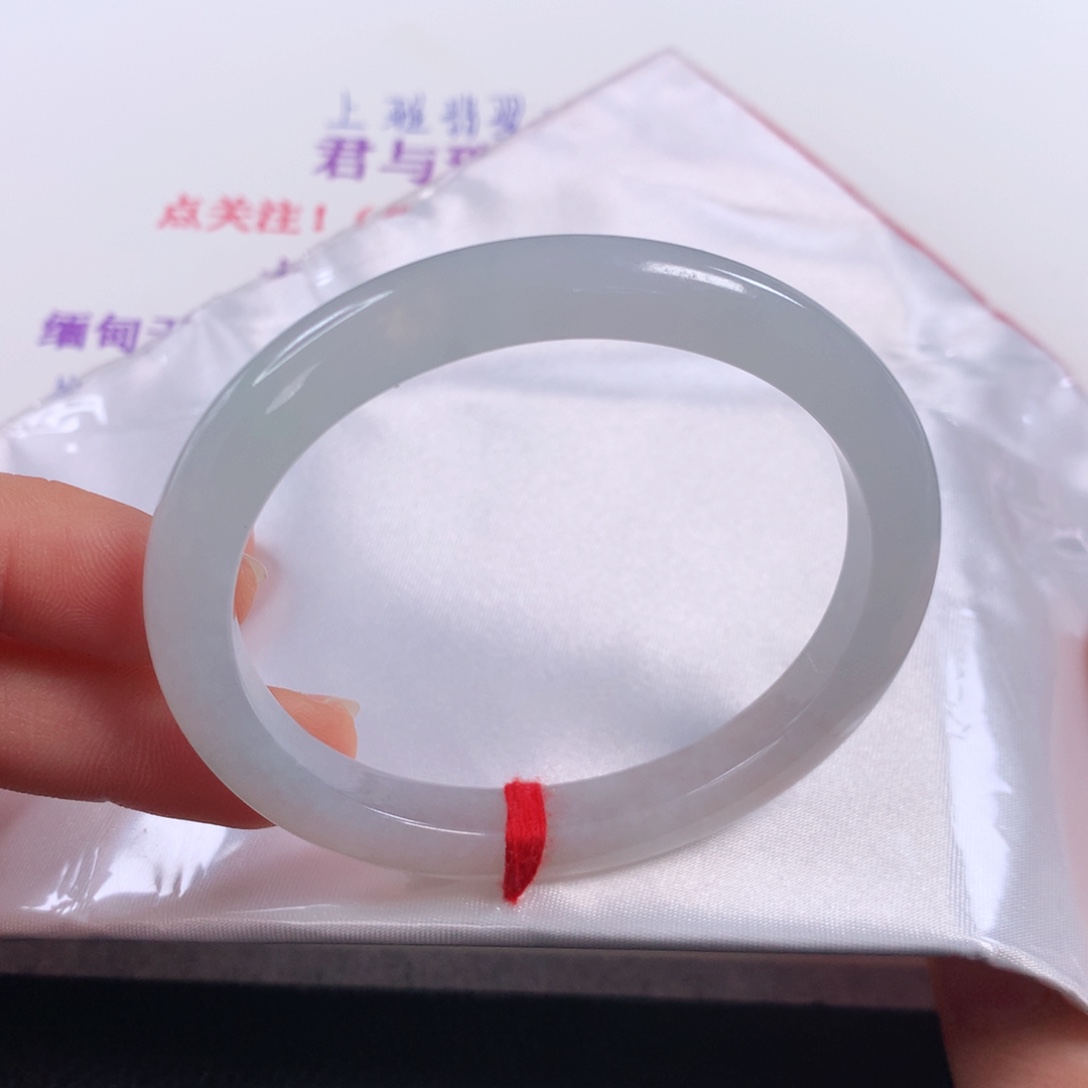 未镶嵌手镯翡翠홍**** 贵妃