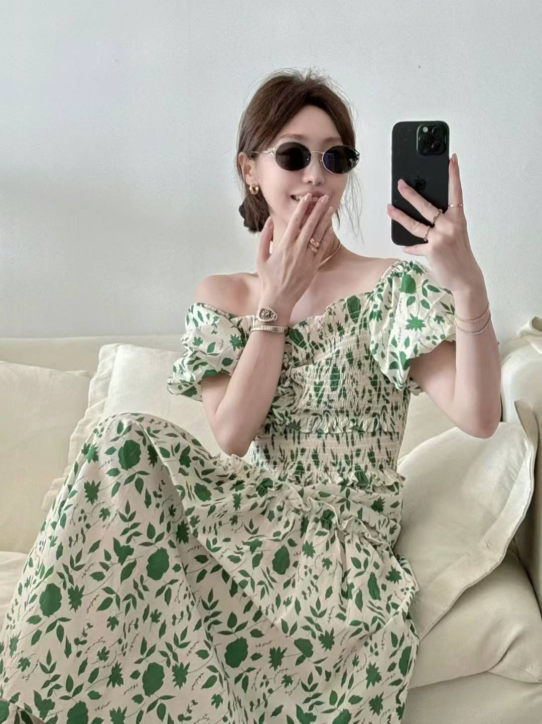 夏季碎花方领泡泡袖系带收腰气质中长款连衣裙