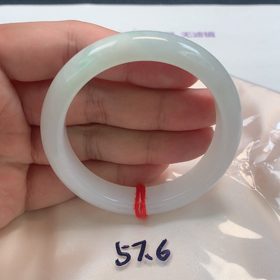 翡翠手镯未镶嵌276号