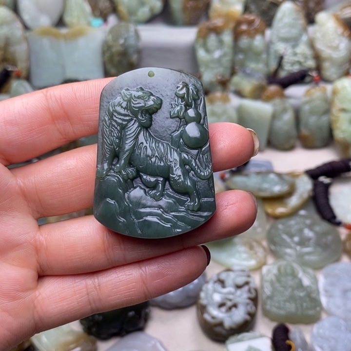 和田玉挂件未镶嵌