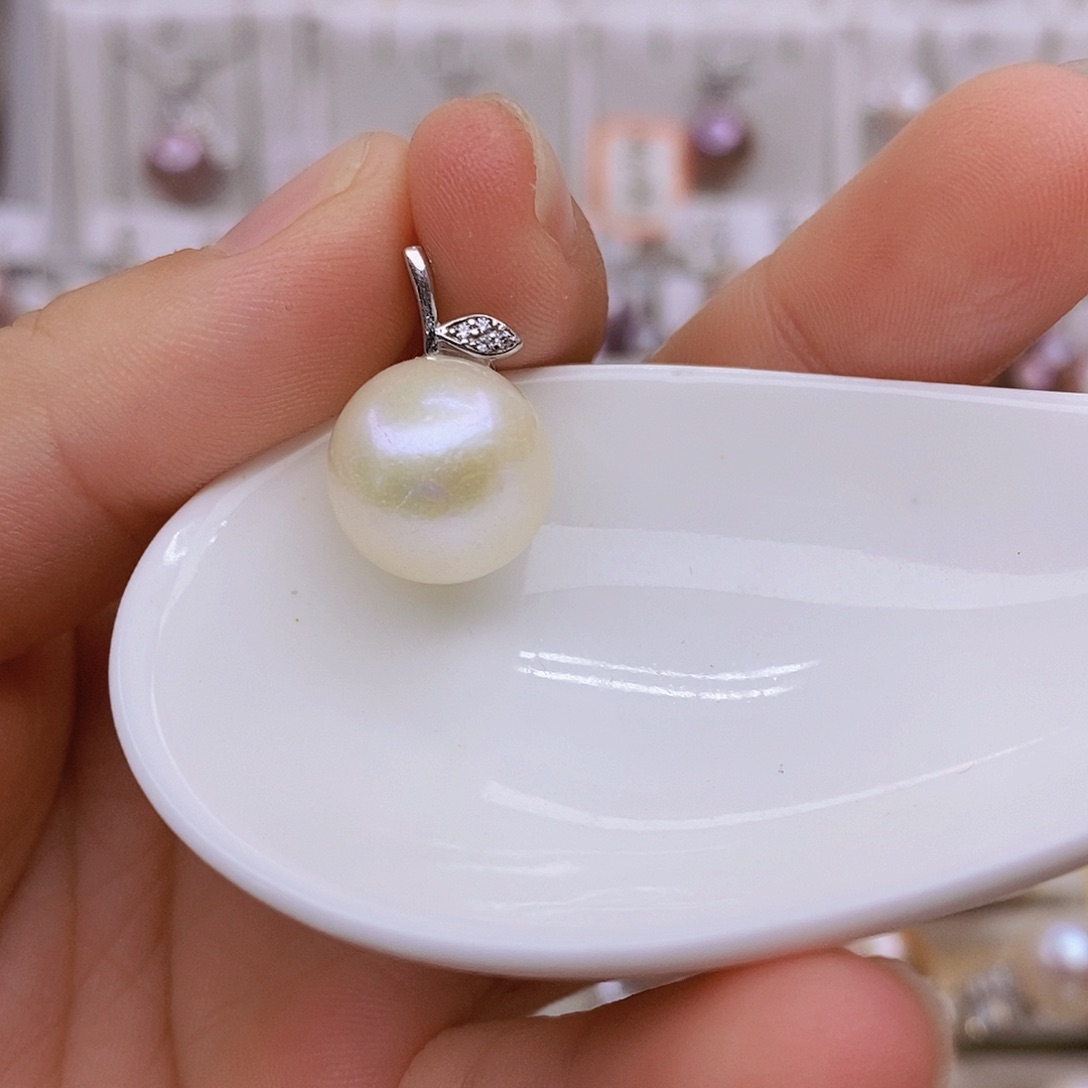 吊坠(赠链)银S925镶嵌淡水珍珠