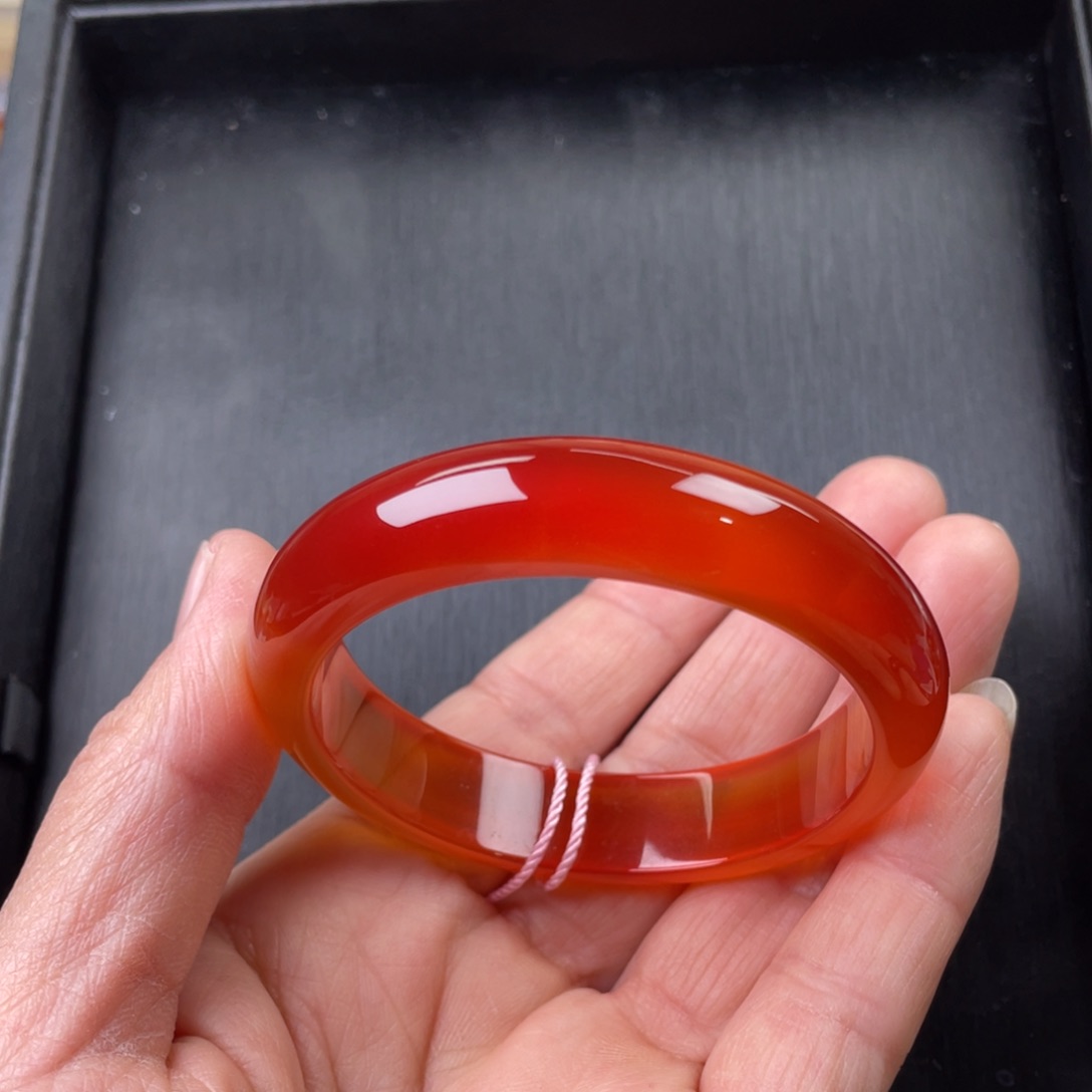 玛瑙/玉髓手镯未镶嵌51圈口
