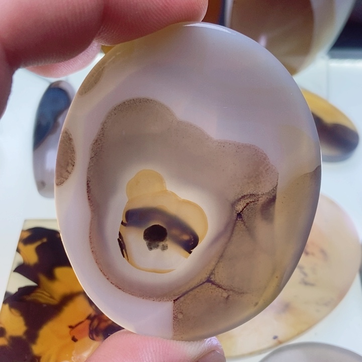 【闪购商品】玛瑙/玉髓颈饰未镶嵌
