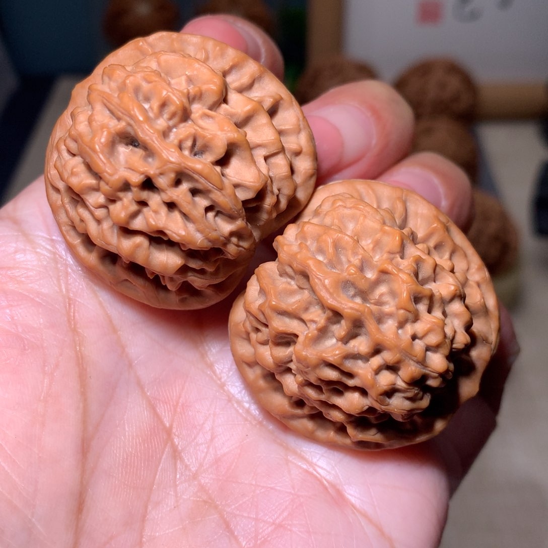 文玩核桃把件秦闷