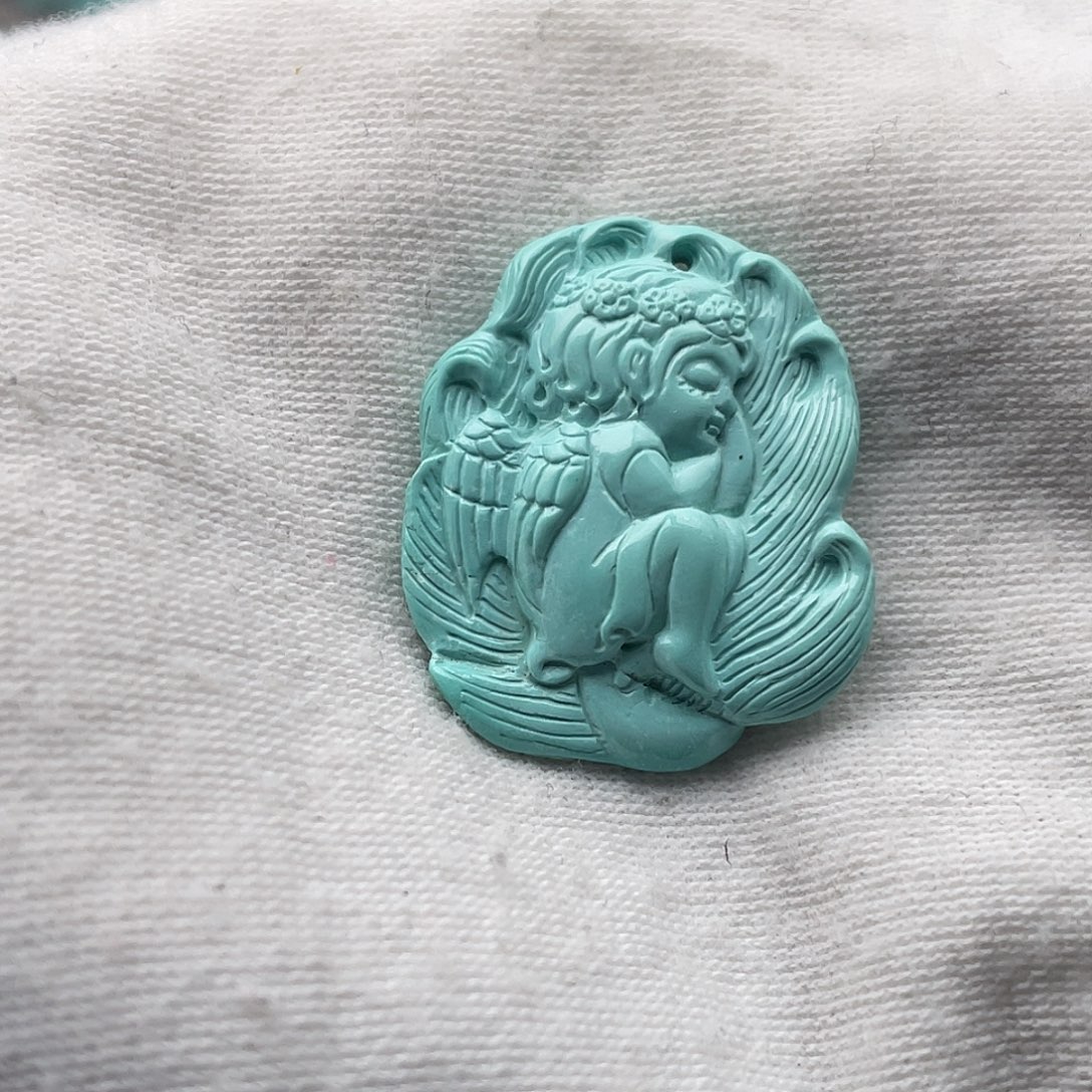 绿松石未镶嵌颈饰