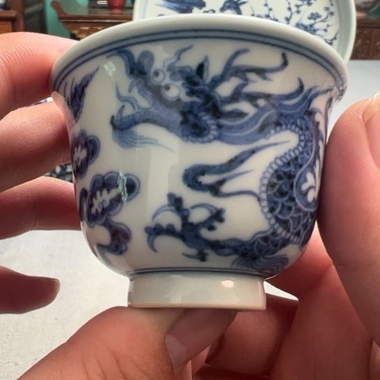 明续幽蓝龙纹铃铛杯
