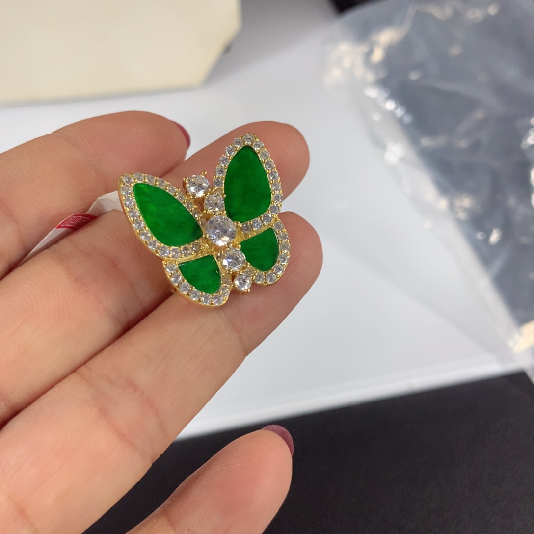 翡翠未镶嵌颈饰挂件