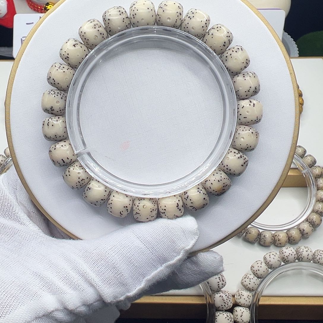 星月菩提手串骨瓷白10✖️9通体月朗星稀毕业级