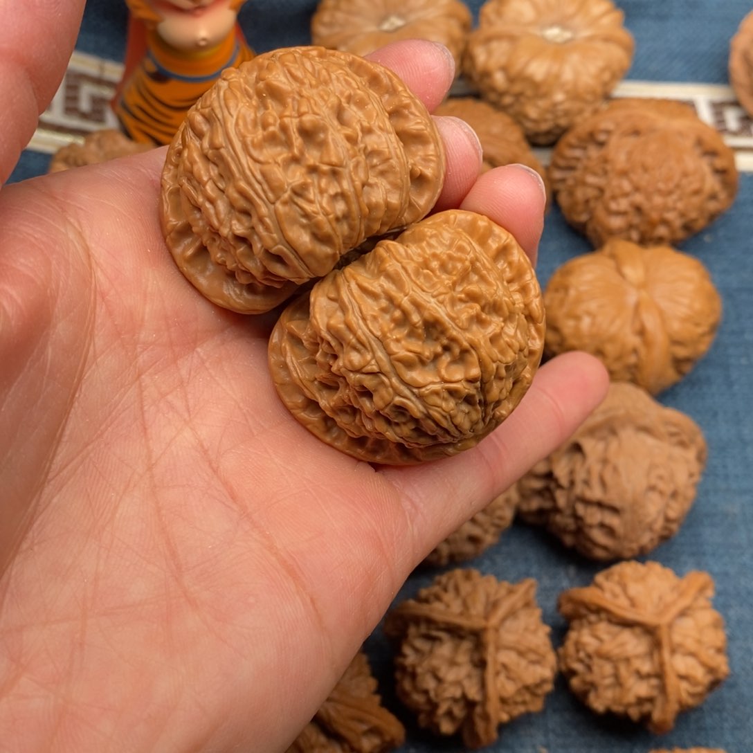 文玩核桃把件41白狮子