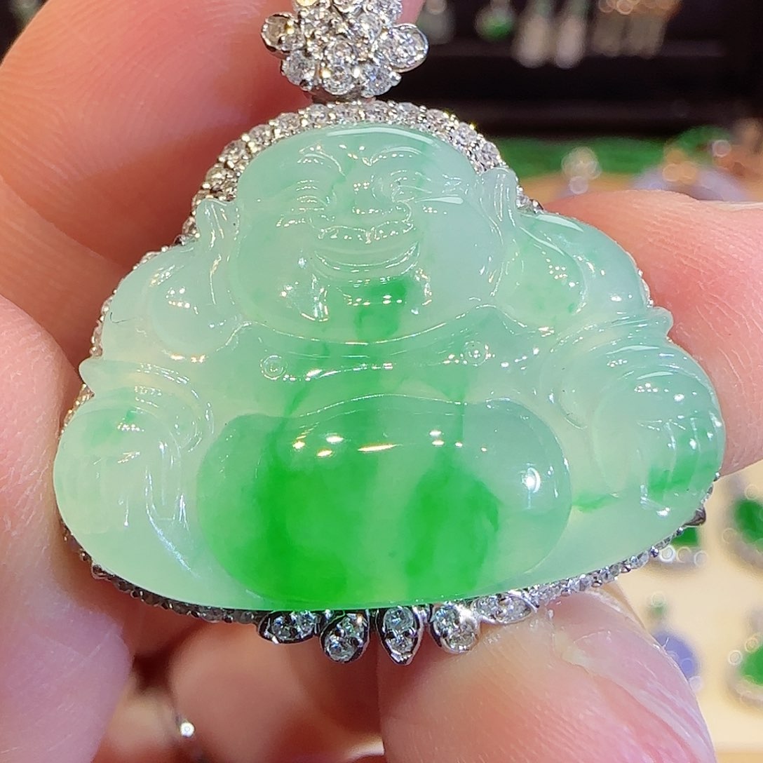 翡翠吊坠(不含链)18K金镶嵌