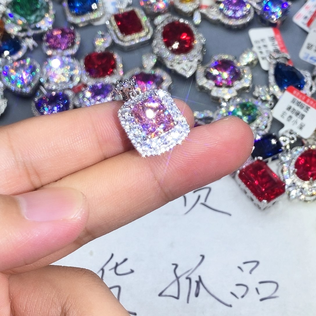 合金石英质玉戒指