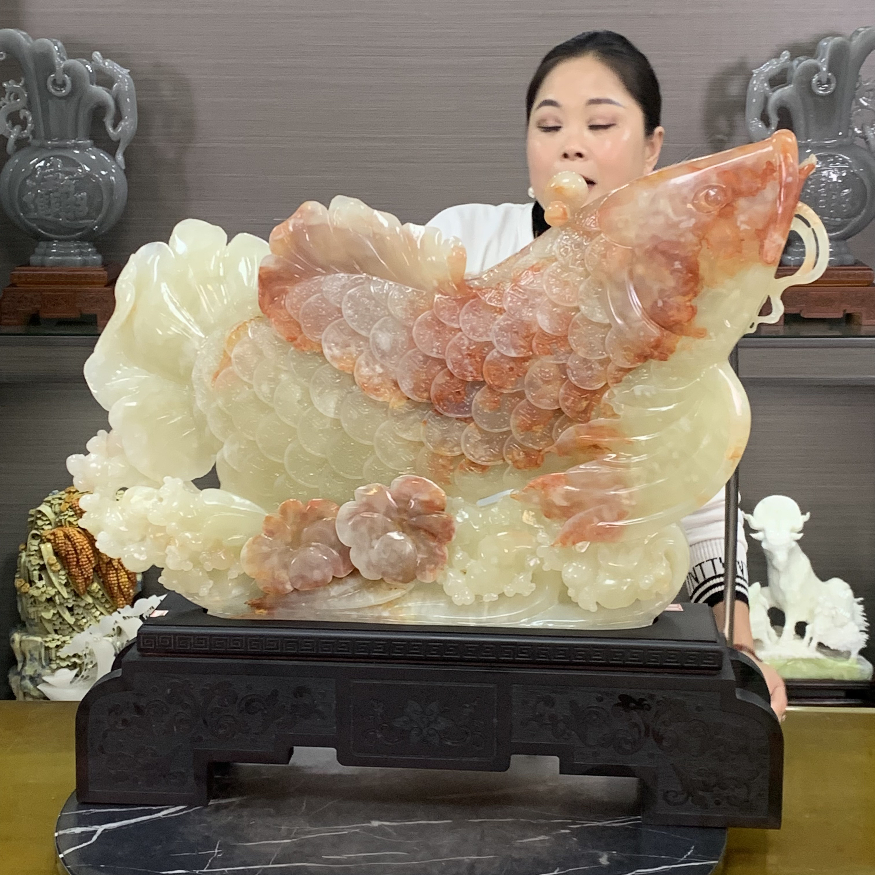 家居精美摆件玄关茶室美观大气家居摆件客餐厅花瓶红花冰古青摆件