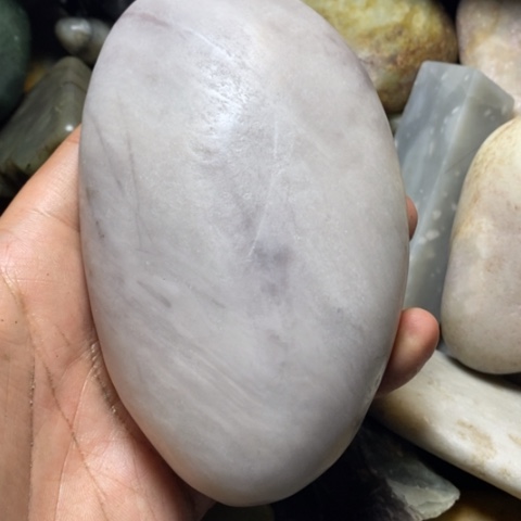 未镶嵌和田玉（糖玉）挂件天*榷