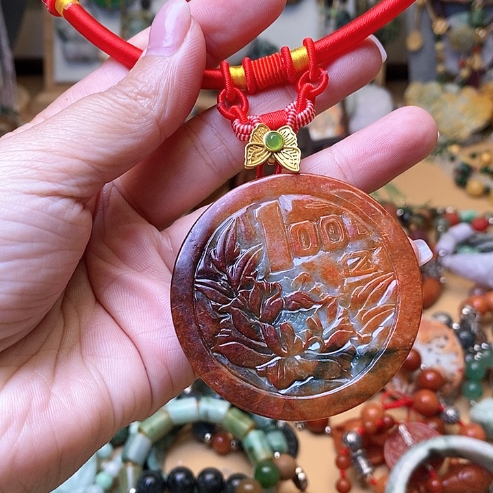 翡翠颈饰未镶嵌一套9