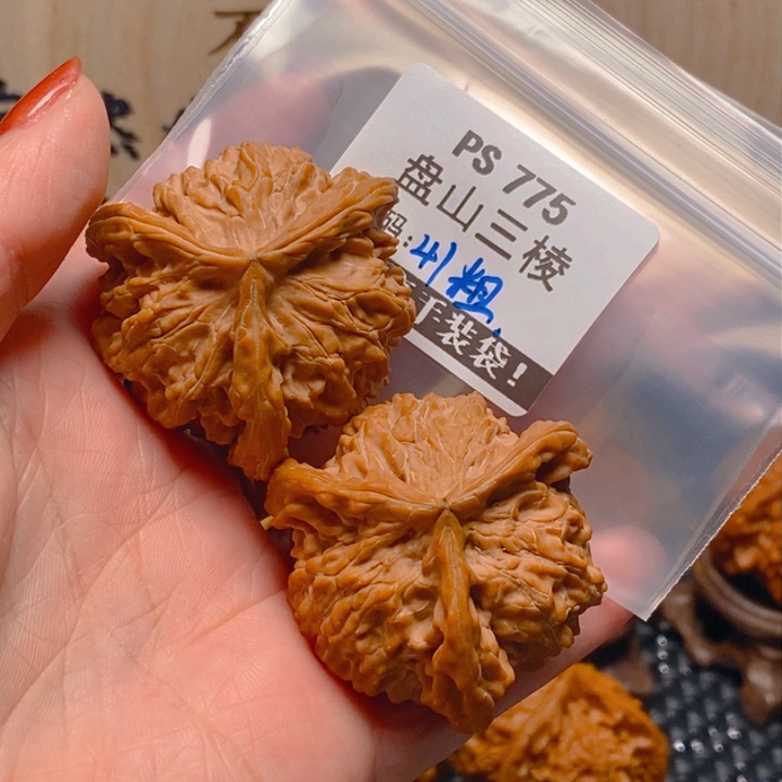 文玩核桃吊坠?****وPS775-全品41粗筋