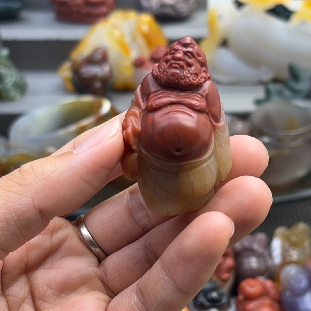 石英质玉未镶嵌颈饰吃*瓜