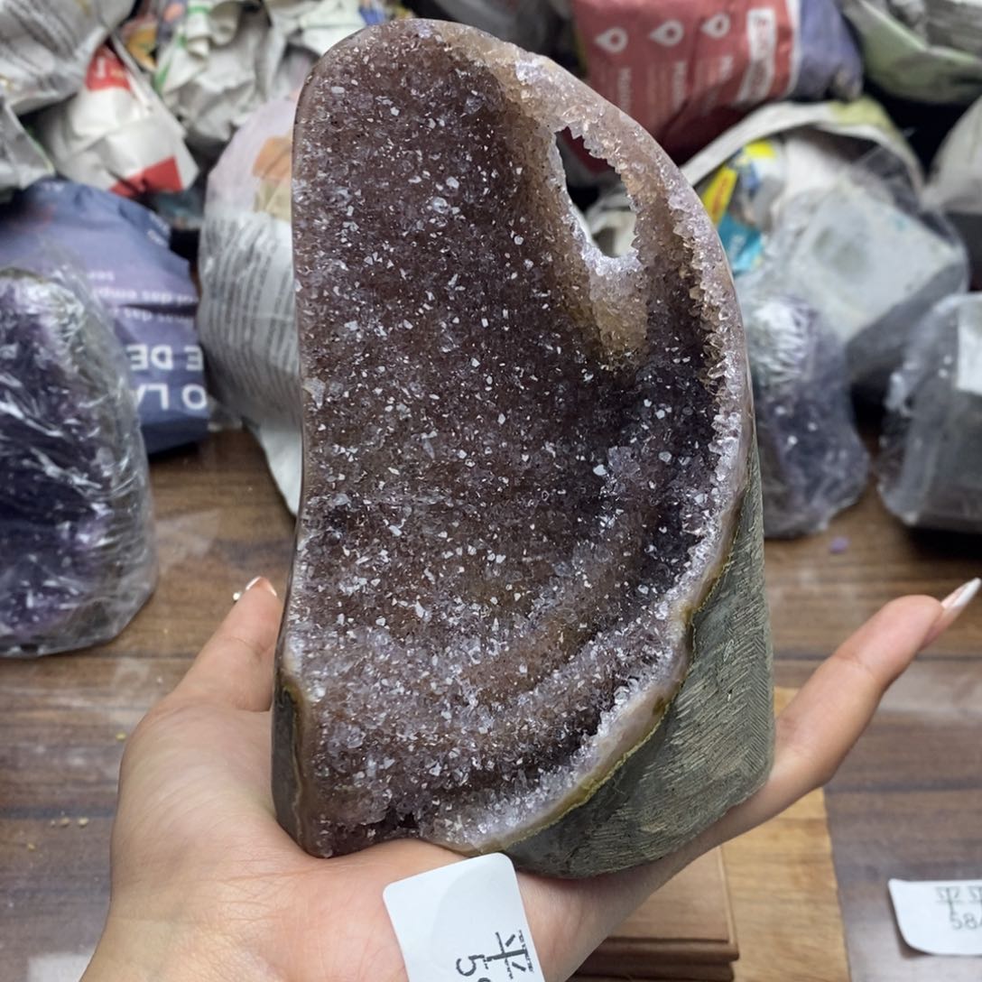 乌拉圭未镶嵌紫晶