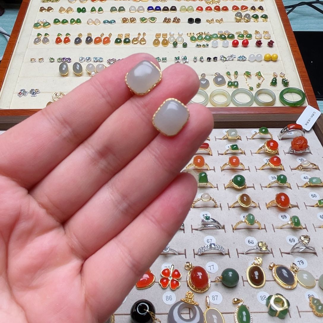 和田玉耳钩银S925镶嵌