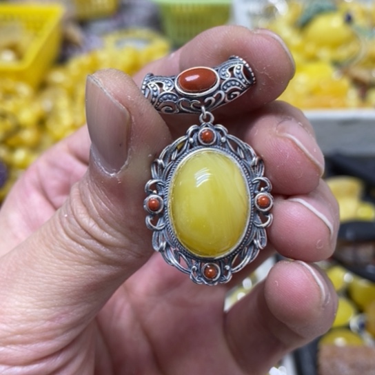 蜜蜡裸石银S925镶嵌吊坠