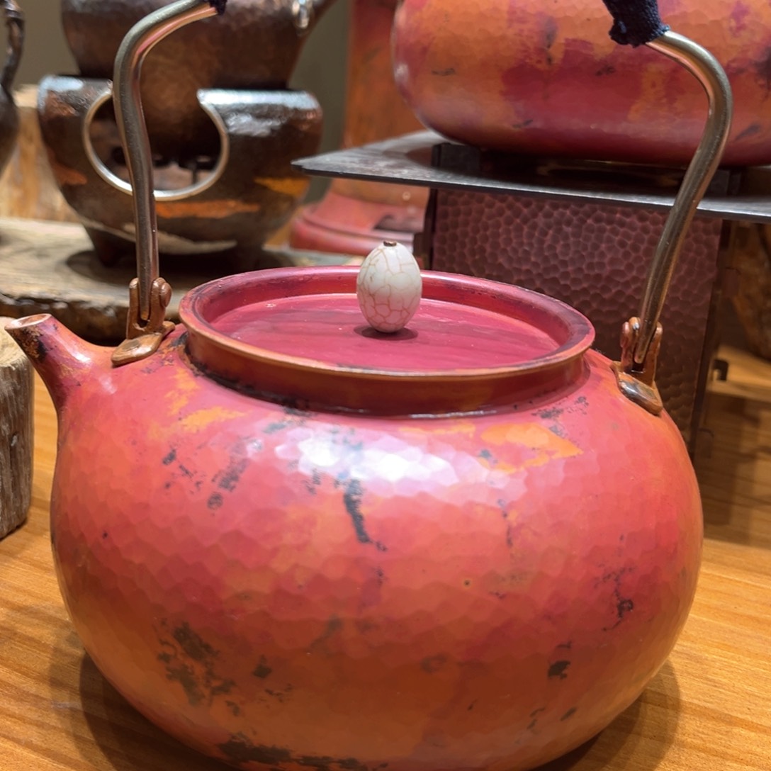 漠然大壶手工锻打工艺