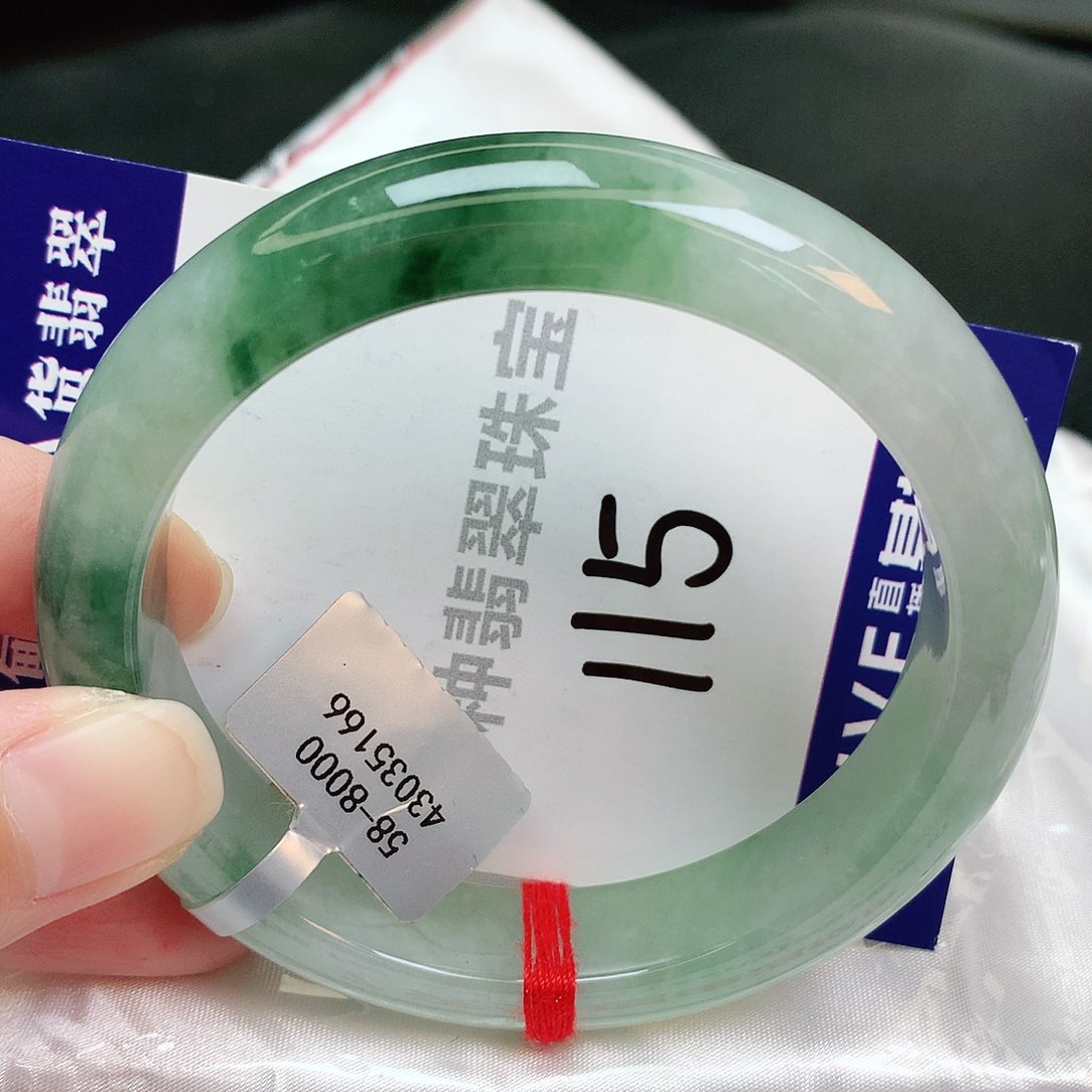 翡翠手镯未镶嵌缅甸天然A货翡翠手镯