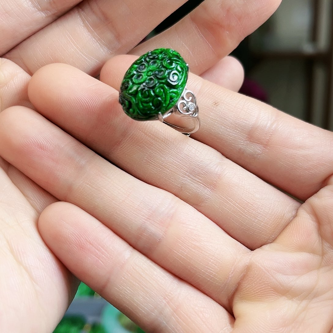 翡翠戒指银S925镶嵌戒指