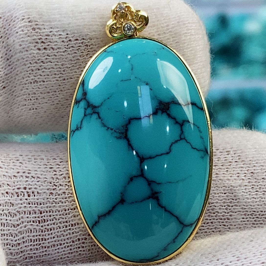 绿松石配饰18K金镶嵌