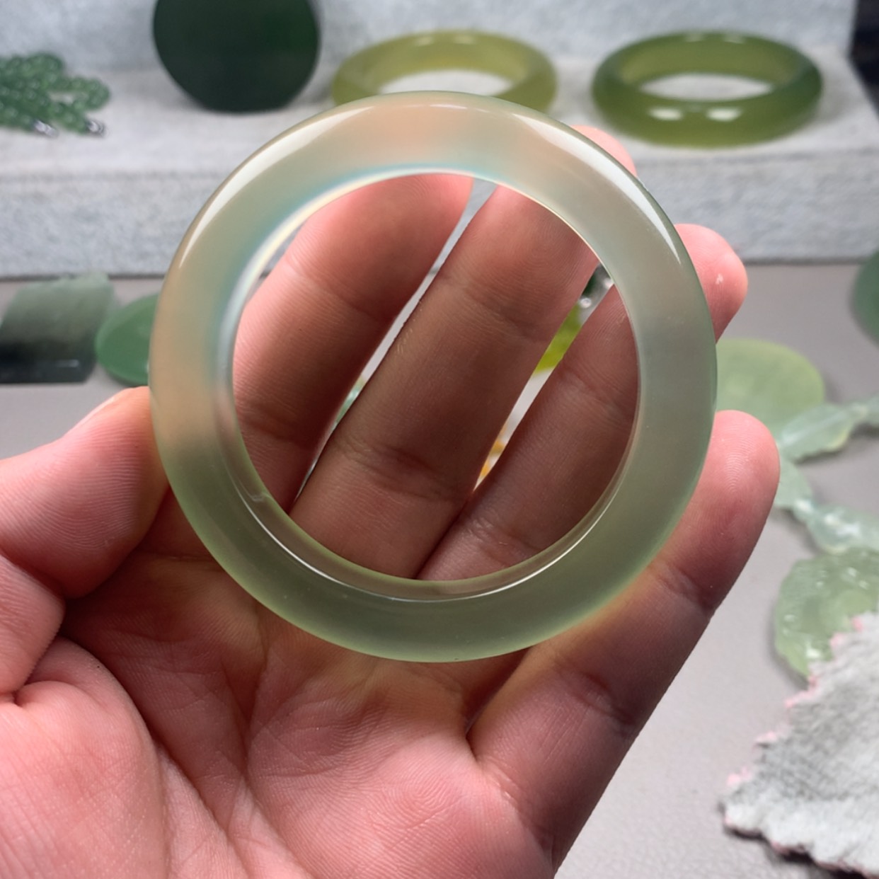 【闪购商品】未镶嵌蛇纹石玉岫玉尤*