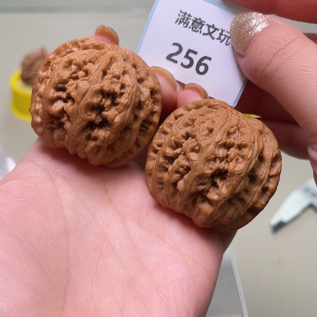 文玩核桃把件粗筋44.256