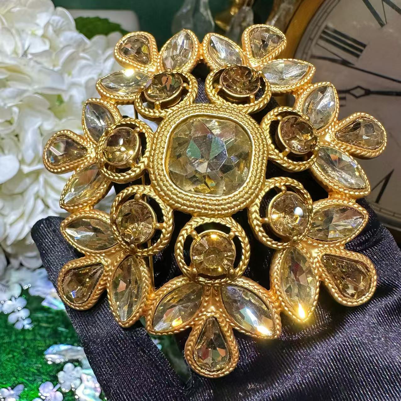 铜合金胸针 手工复古重工穹顶胸针