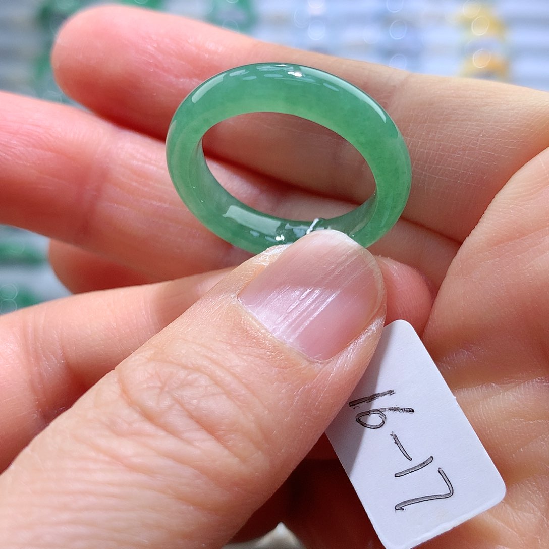 翡翠戒指未镶嵌16-17号