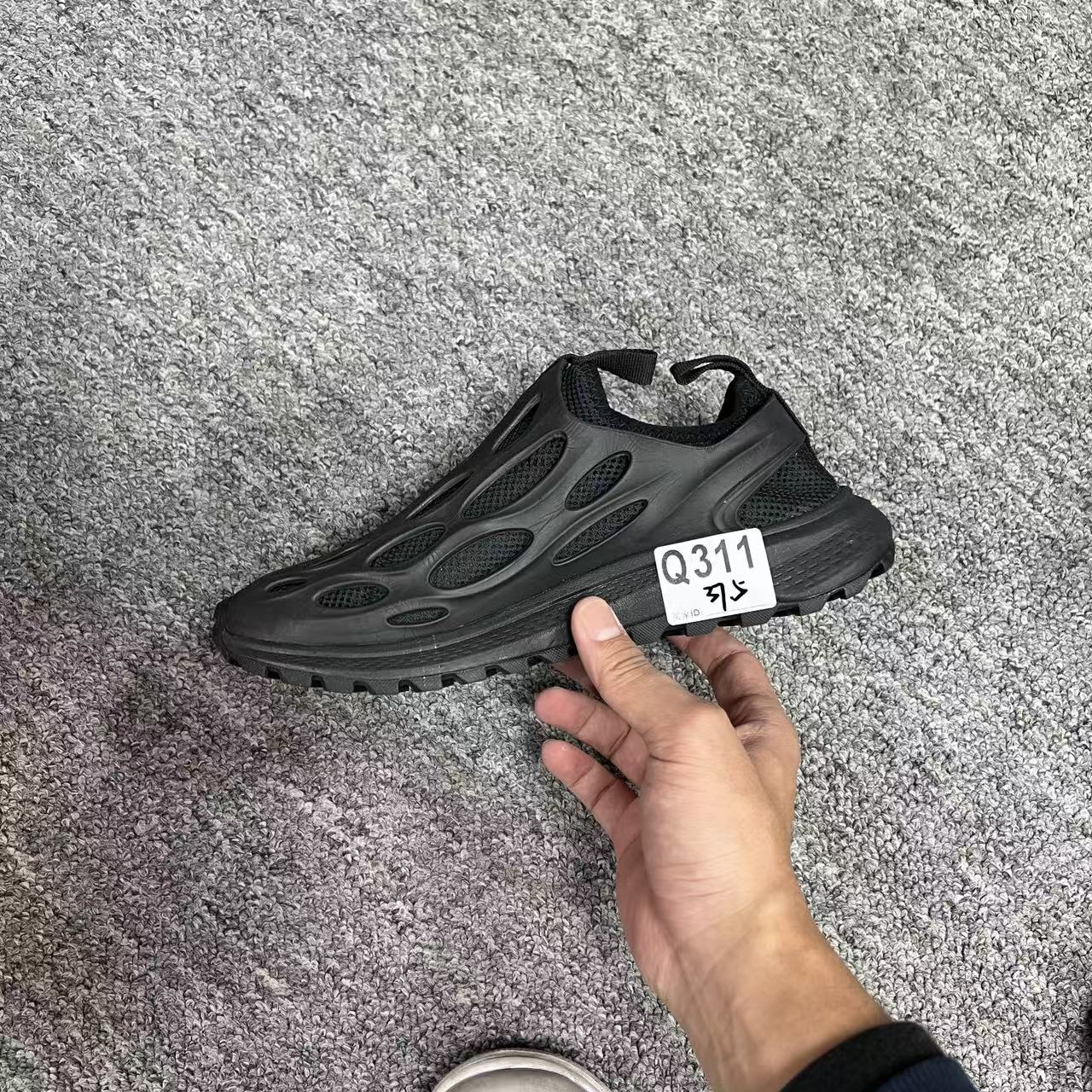 3-新款户外运动百搭休闲鞋 Q311