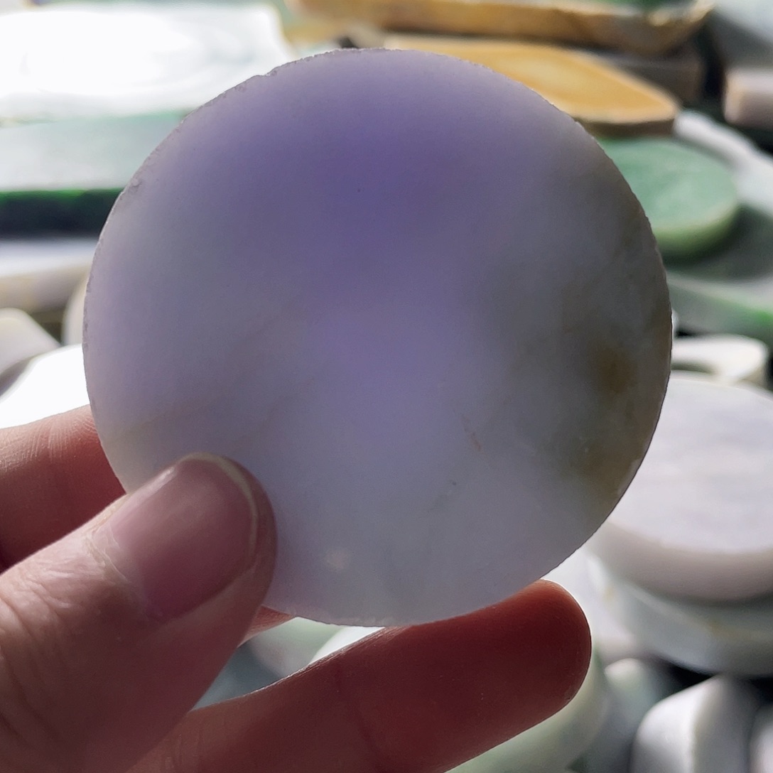 翡翠颈饰未镶嵌毛料20