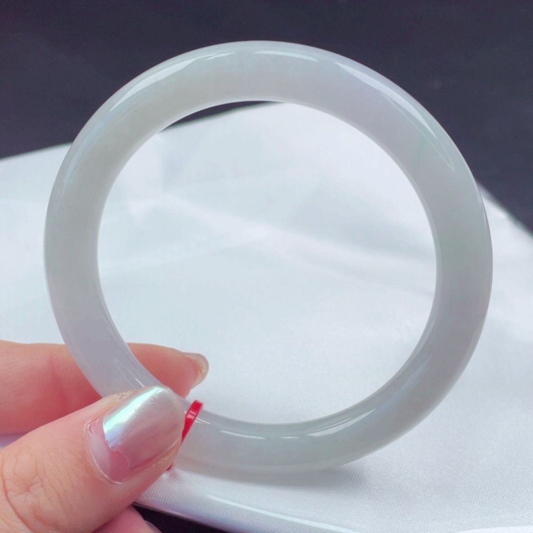 翡翠未镶嵌手镯56圆条