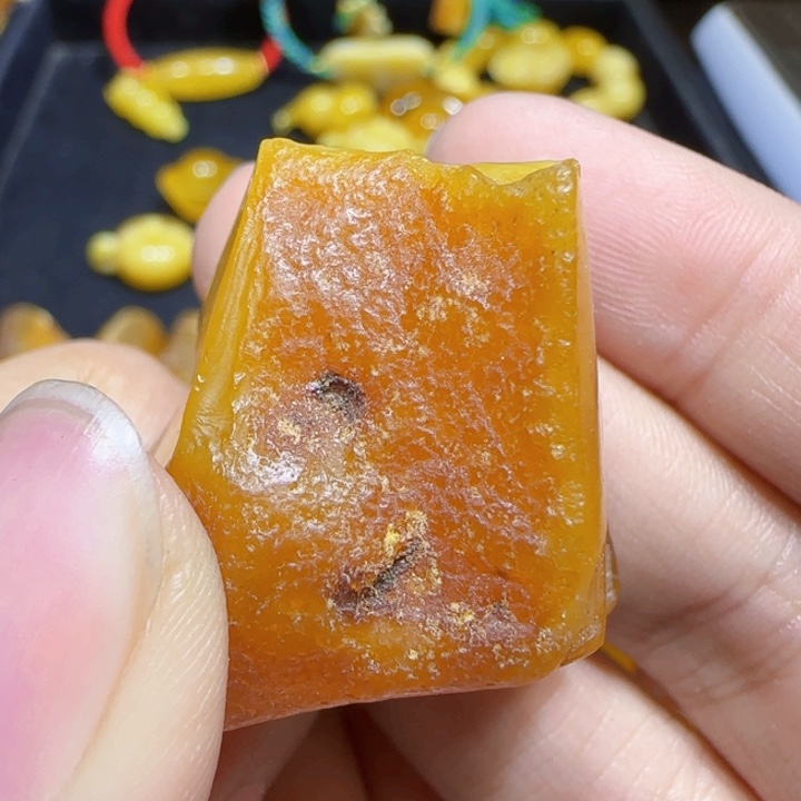 定制琥珀未镶嵌蜜蜡