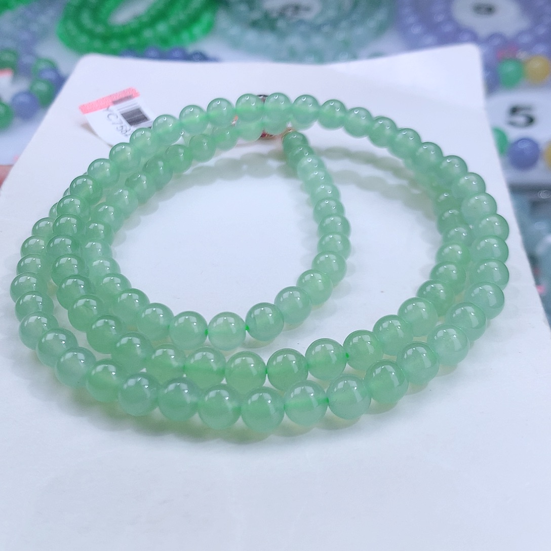 翡翠手串未镶嵌卡6