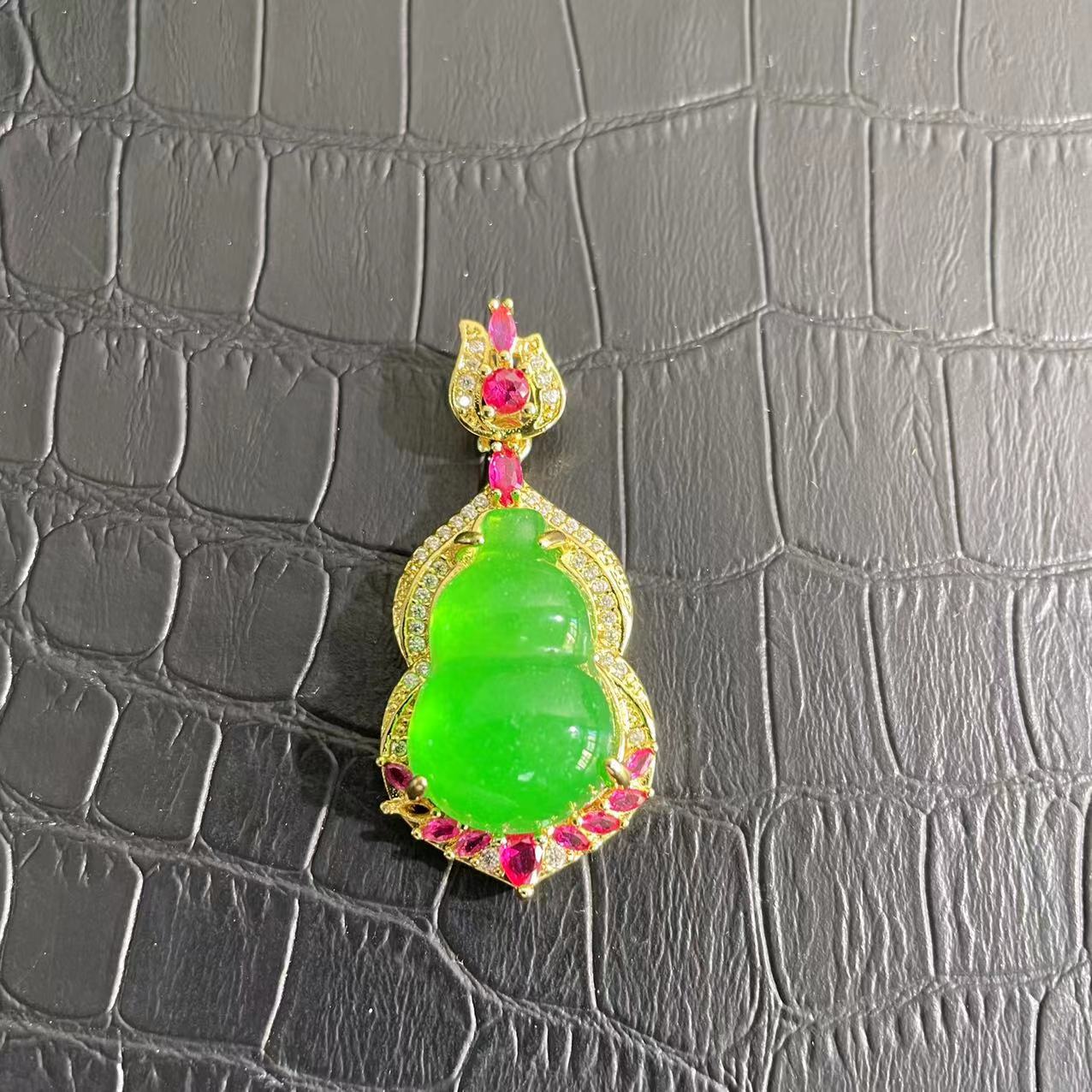 R-454精美时尚吊坠多样性发一件