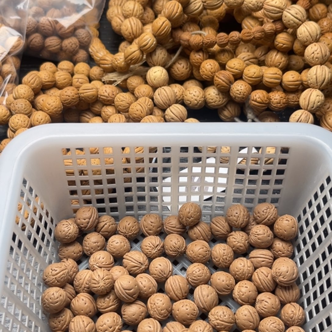 白***鈺手串文玩核桃小桃核散籽批发