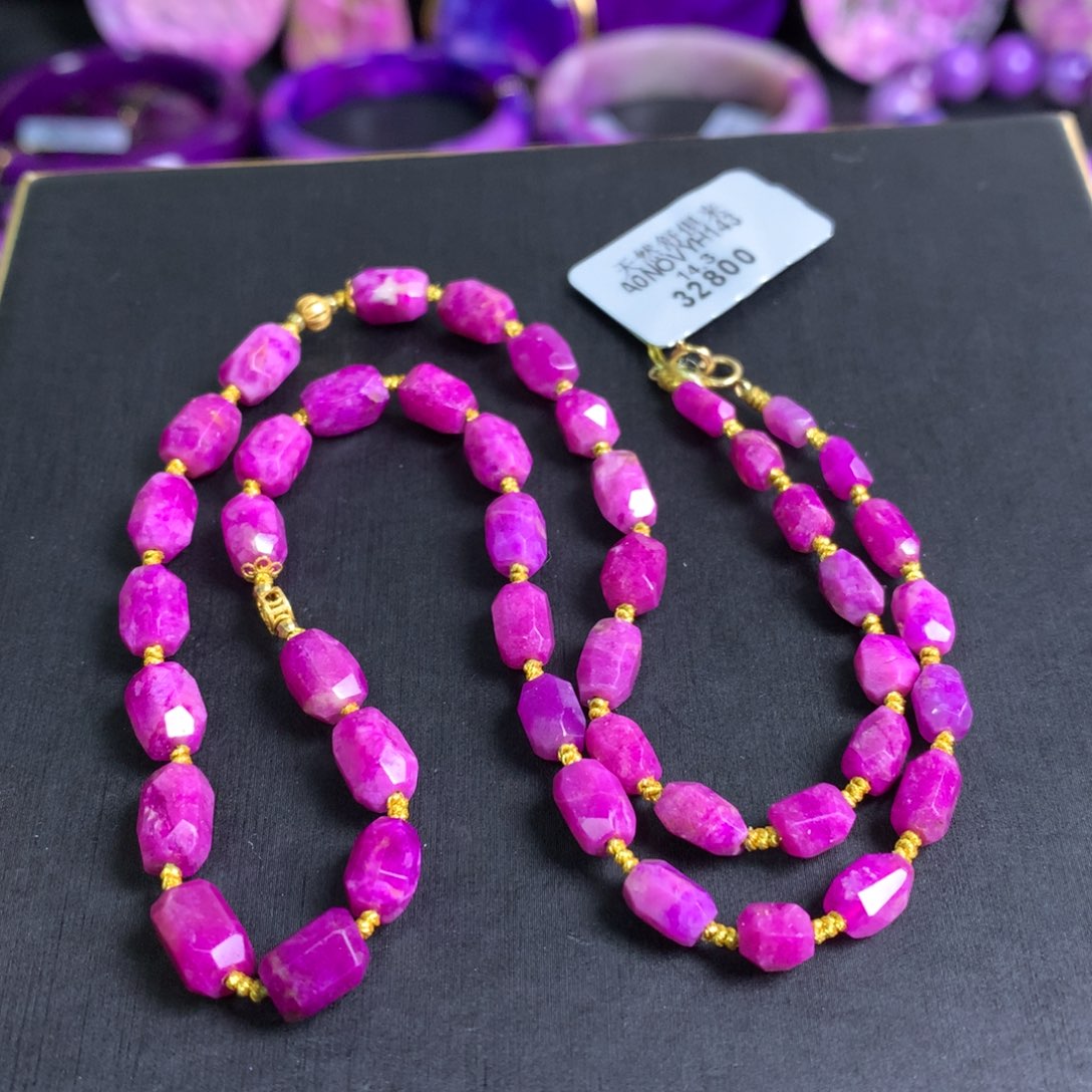 苏纪石（舒俱来）未镶嵌艳桃红樱花项链