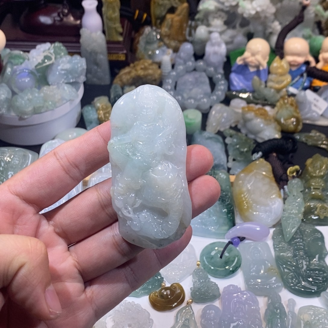 翡翠未镶嵌吊坠(不含链)普贤