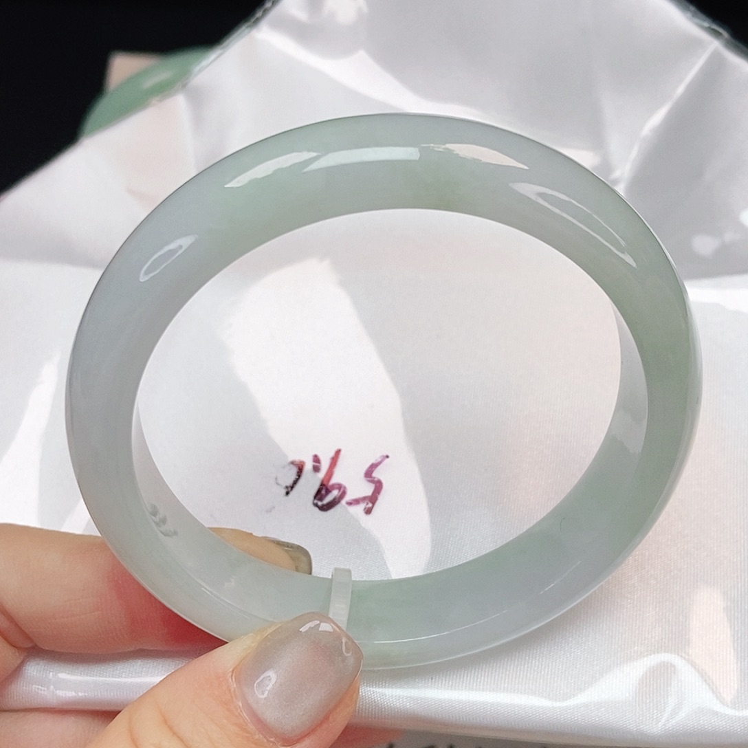 翡翠手镯未镶嵌小清新正圈