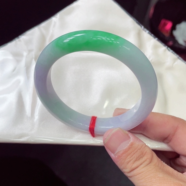 未镶嵌手镯翡翠翡翠