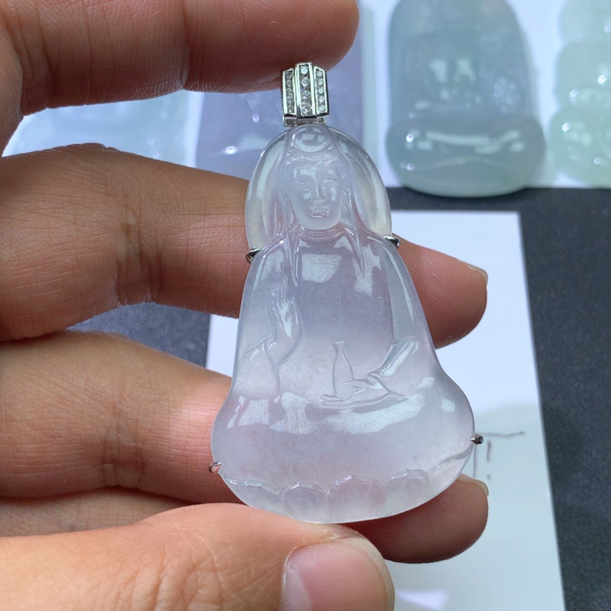 【闪购商品】翡翠颈饰18K金镶嵌8888888888