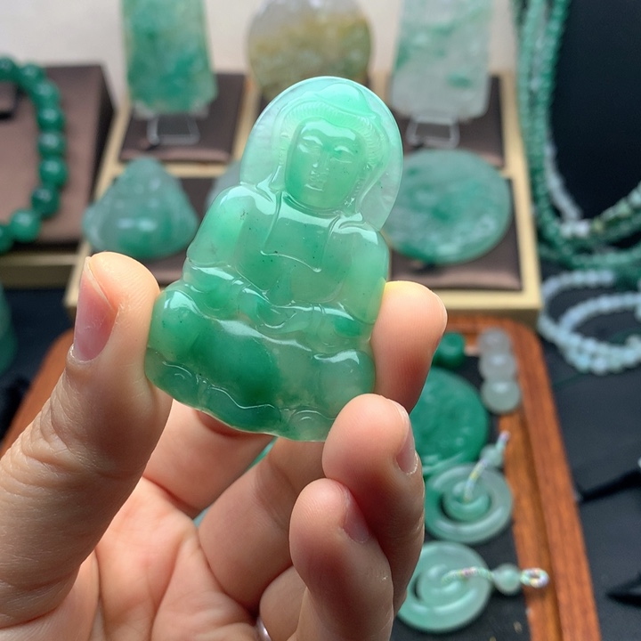 未镶嵌石英质玉珠宝半成品