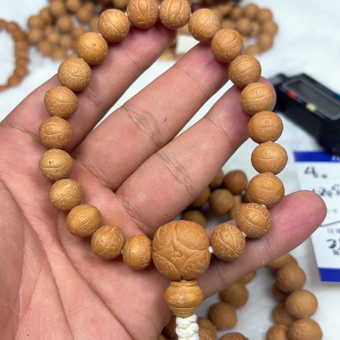 D***y凤眼菩提吊坠11尺寸头货