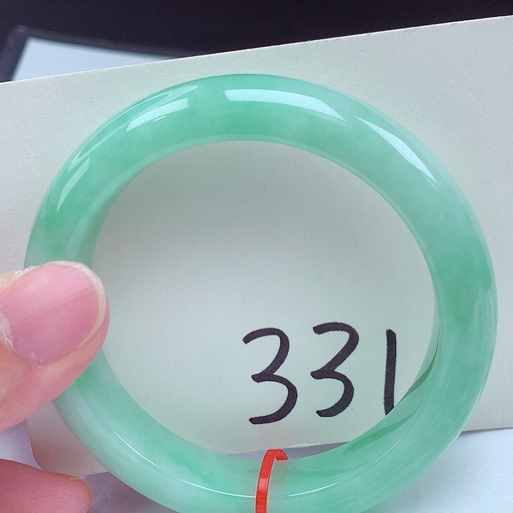 翡翠未镶嵌手镯翡翠